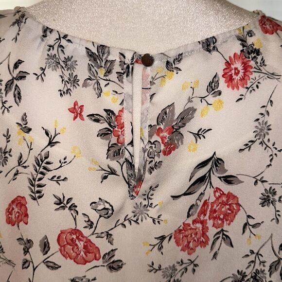 Liz Claiborne L Crewneck Short Sleeve Sheer Floral Peplum Tie Waist Blouse - Picture 8 of 12